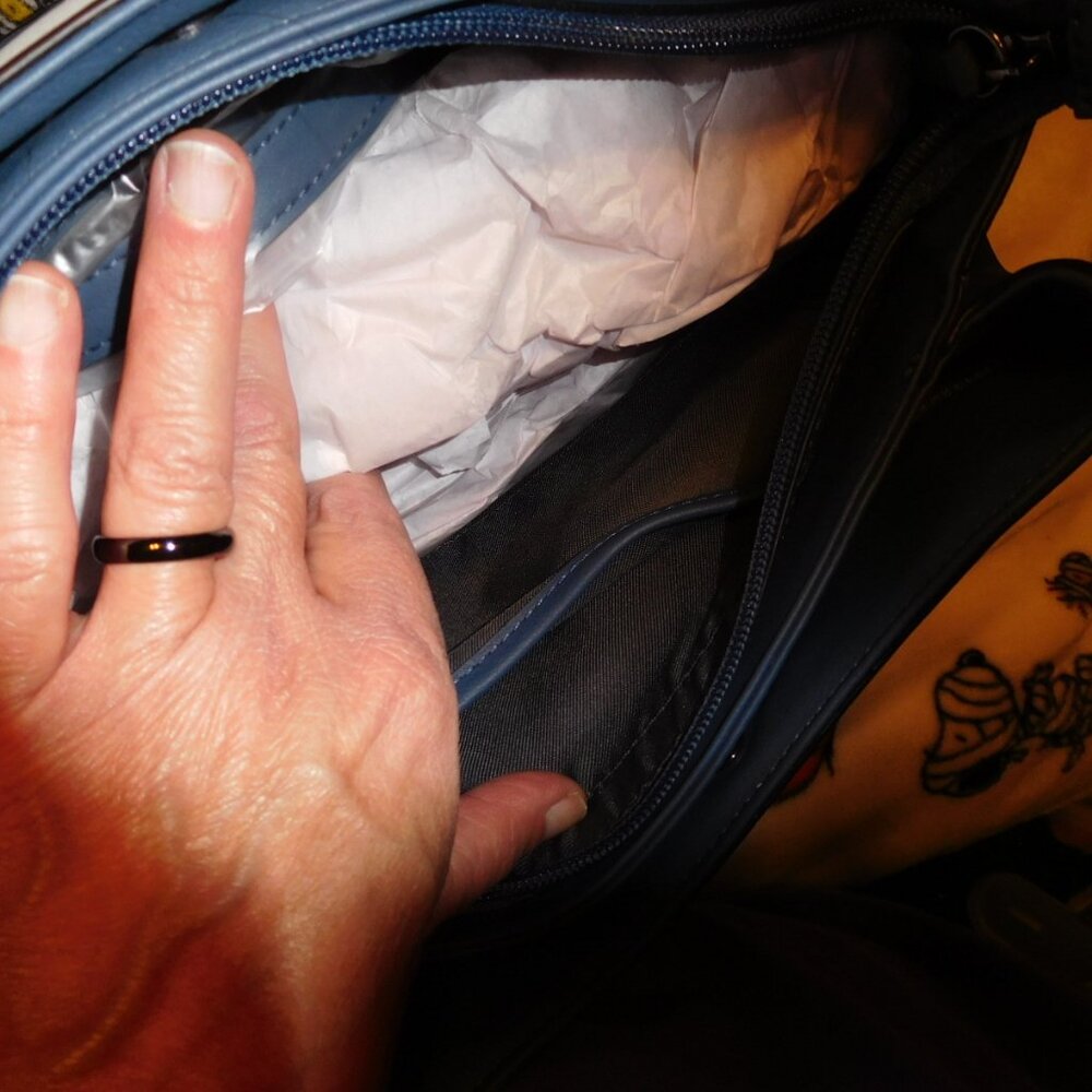 NWT Simply Vera Vera Wang Caitlin Functional Satchel Bag blue tie dye - Picture 11 of 16